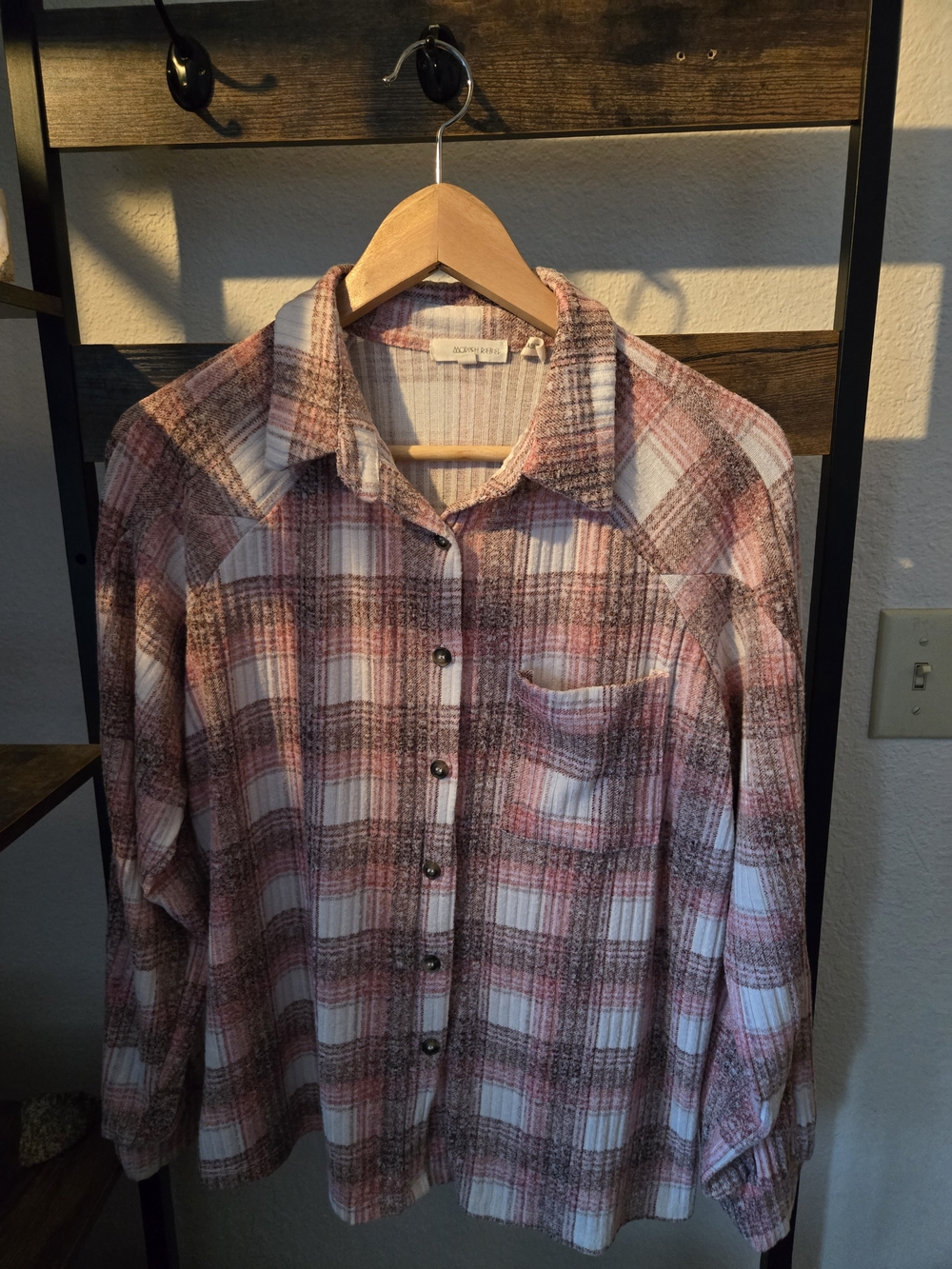 Cozy Plaid Button-Down Shirt - Pink/White